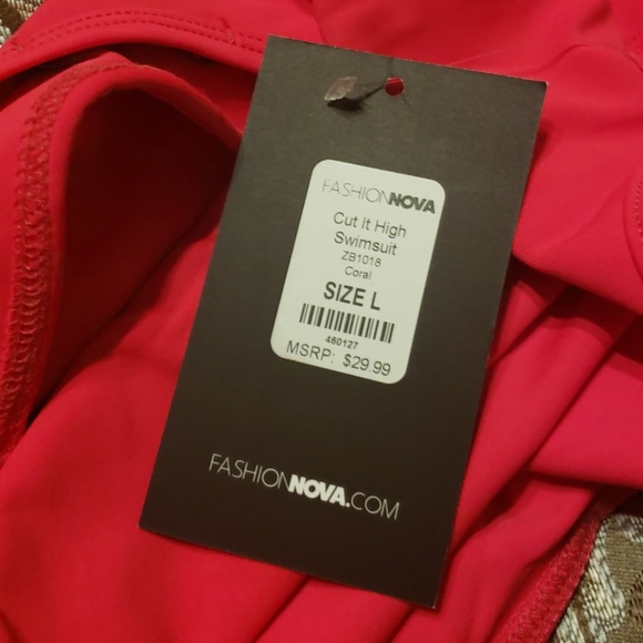 Fashion Nova❤ - Picture 3 of 3